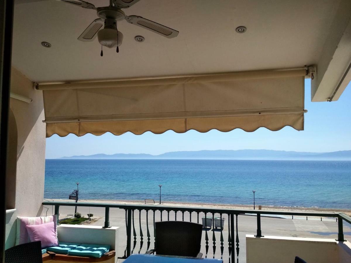 Luxury Sea View Apartment โอฟรีนีออน ภายนอก รูปภาพ