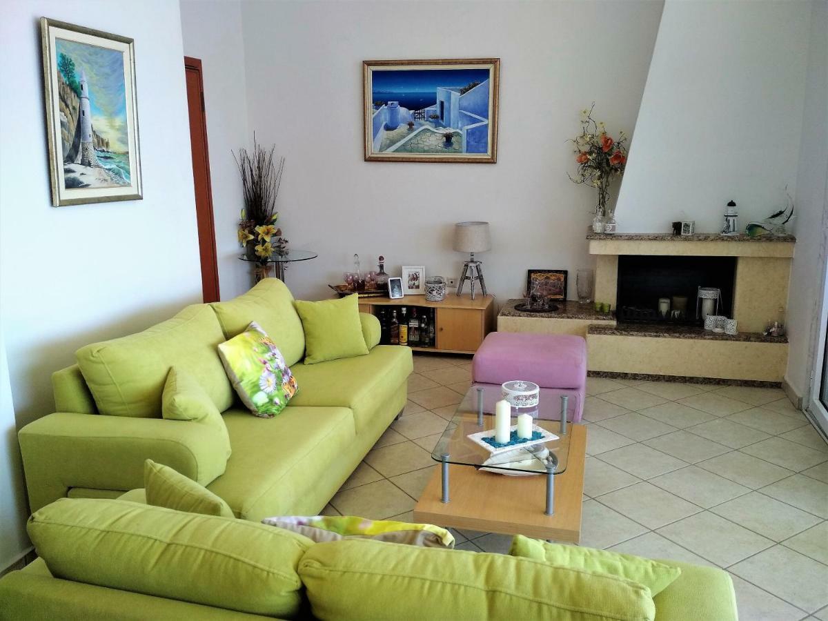 Luxury Sea View Apartment โอฟรีนีออน ภายนอก รูปภาพ
